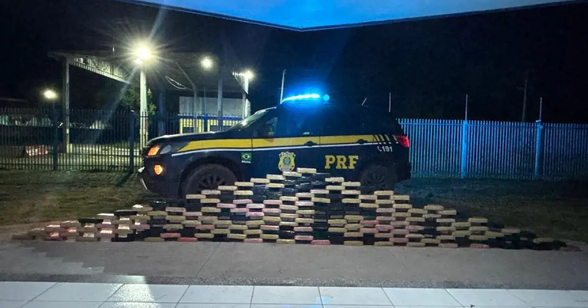 PRF apreende 182 kg de cocaína escondidos em caminhão na BR-262