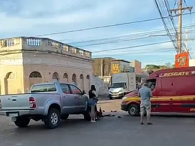 Mulher e criança de 7 anos ficam feridas em colisão na Delamare