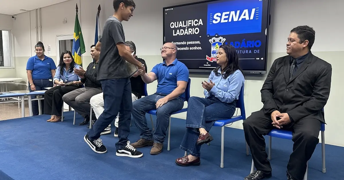 Evento celebra formação de alunos do Programa Qualifica Ladário