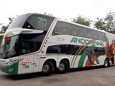 Andorinha disponibiliza ônibus para carnavalescos de Corumbá