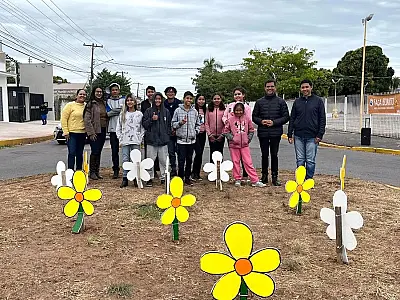 Cidade Dom Bosco mobiliza comunidade com ações do Maio Laranja