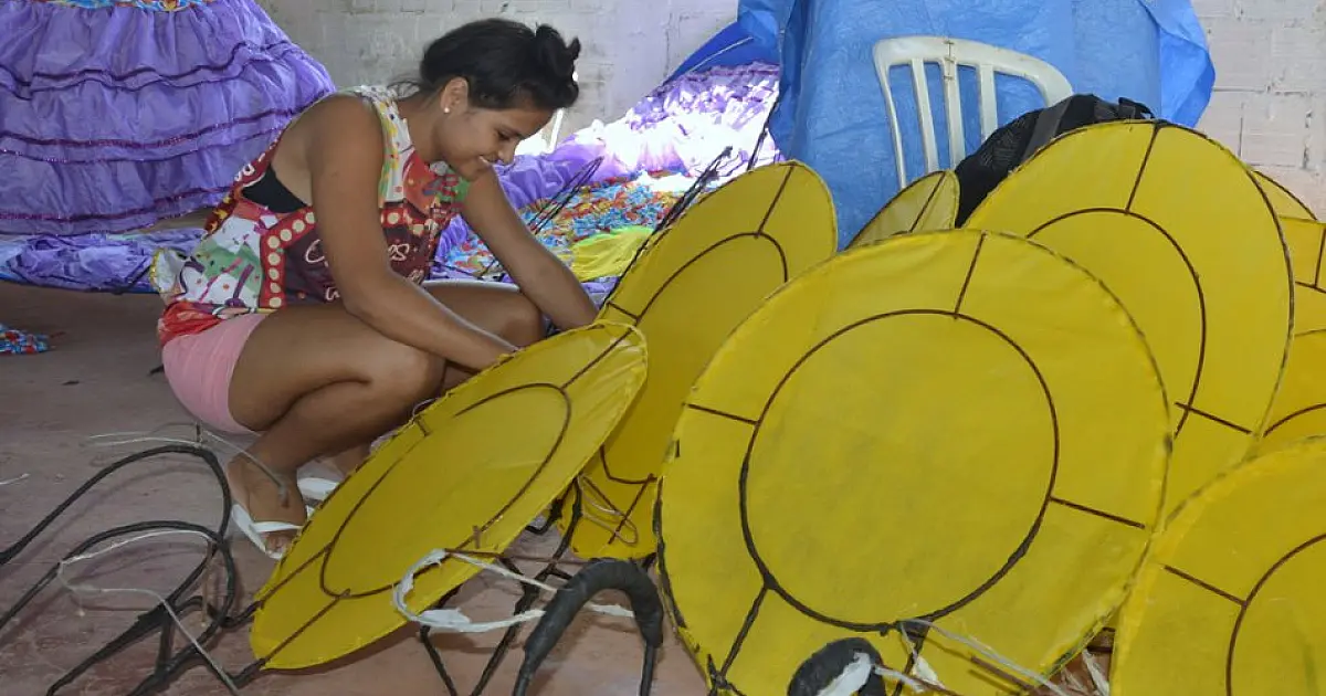 Mocidade Independente da Nova Corumbá aposta nas vivências do trabalhador para garantir título