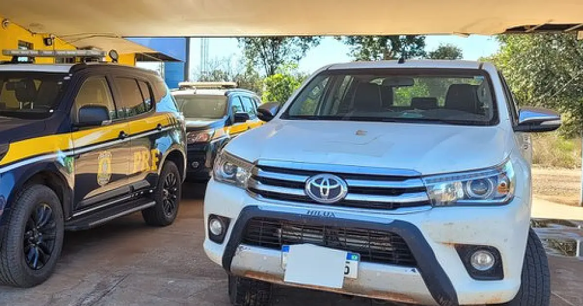 Carro furtado em Minas Gerais é recuperado na BR 262