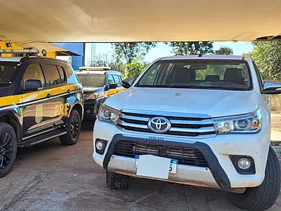 Carro furtado em Minas Gerais é recuperado na BR 262