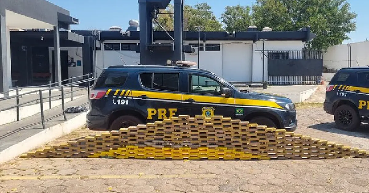 PRF apreende 262 kg de cocaína em tanque de caminhão na BR-262