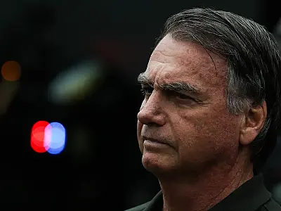 Bolsonaro é preso preventivamente em Brasília