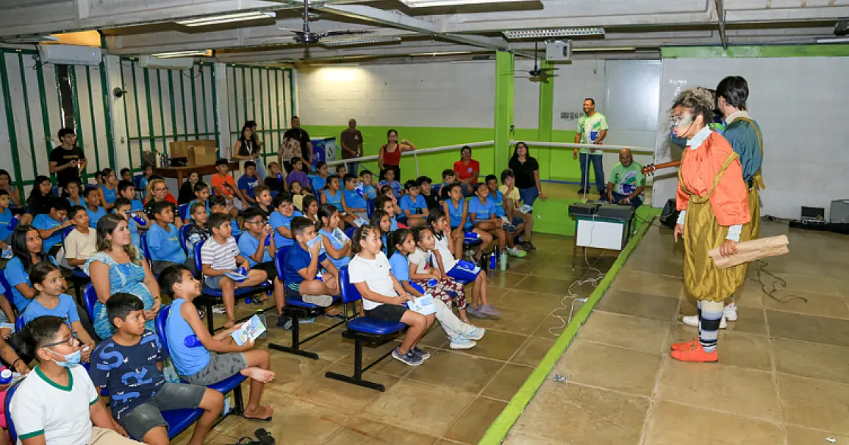 Corumbá encerra Semana da Água com teatro educativo para alunos da rede municipal