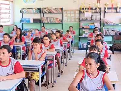 Educação de Ladário fecha 2025 com destaque no acompanhamento escolar do Bolsa Família