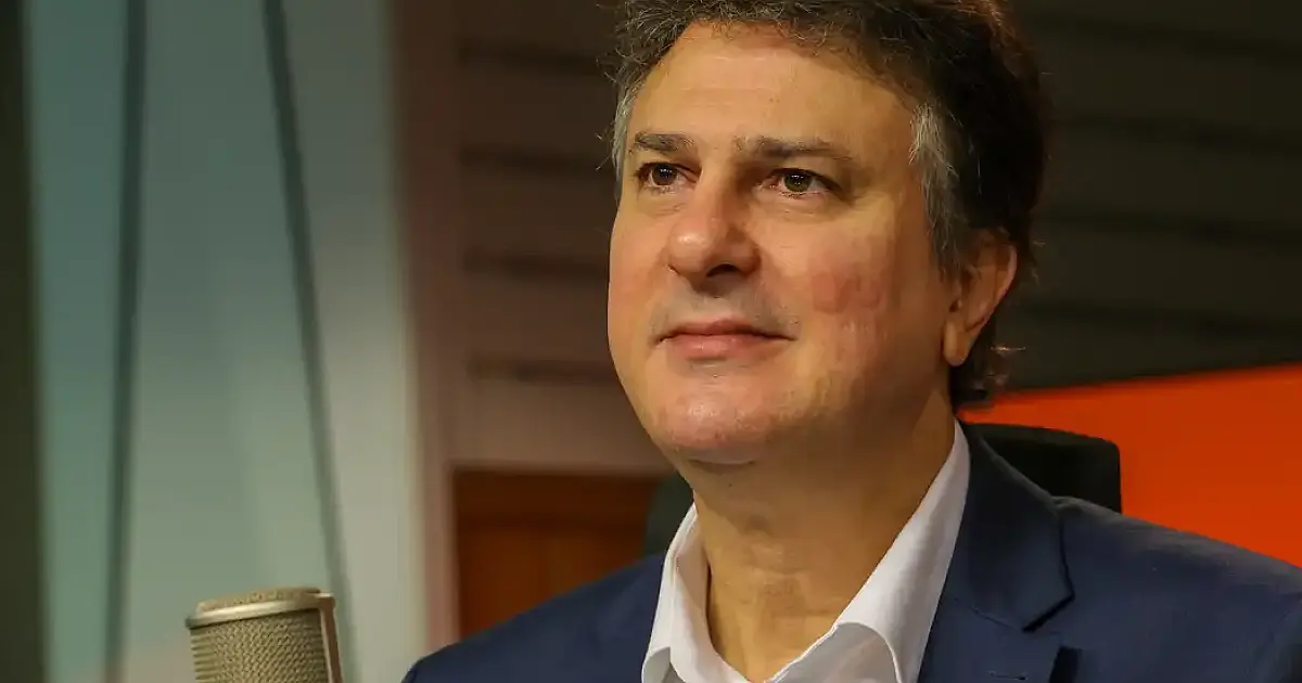 Camilo defende regulação digital para proteger público infantojuvenil