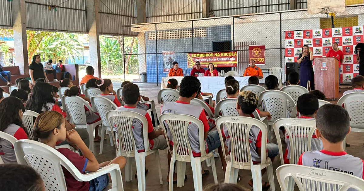 Projeto Bombeiros na Escola promove aula inaugural da edição 2026