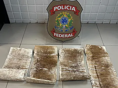 Passageiro é preso com quatro quilos de pasta base no aeroporto de Corumbá