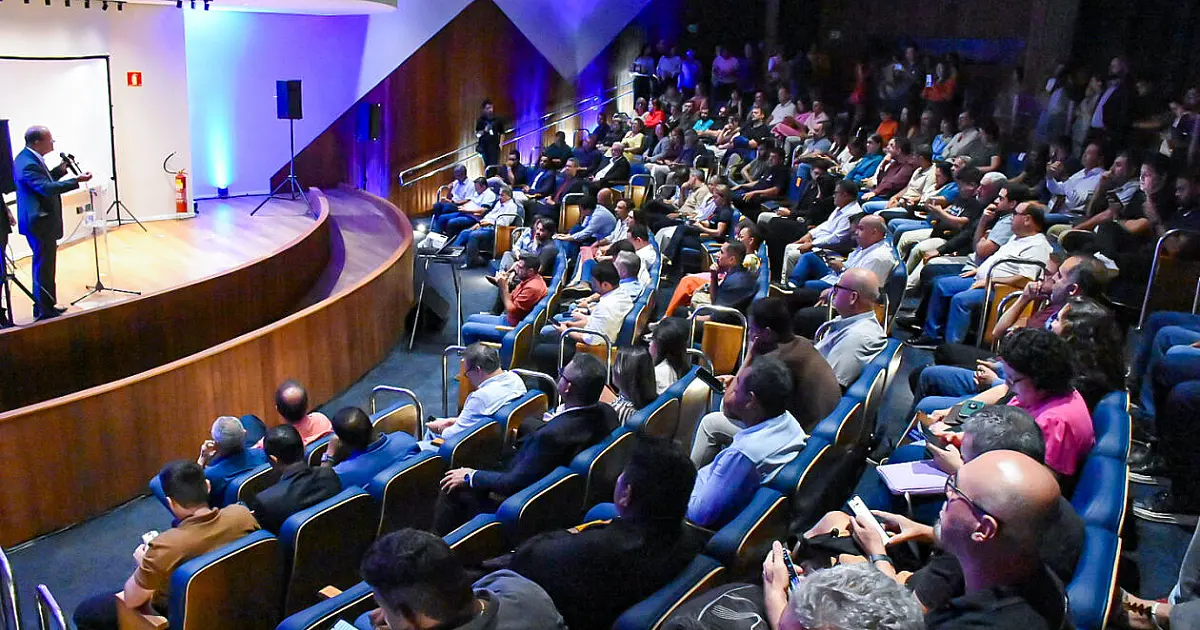 Cinema itinerante chega a 40 cidades e ocupa Câmaras em MS