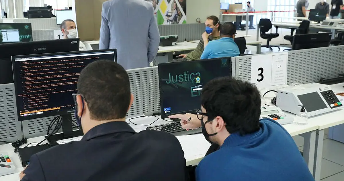 TSE encerra fase de testes das urnas eletrônicas