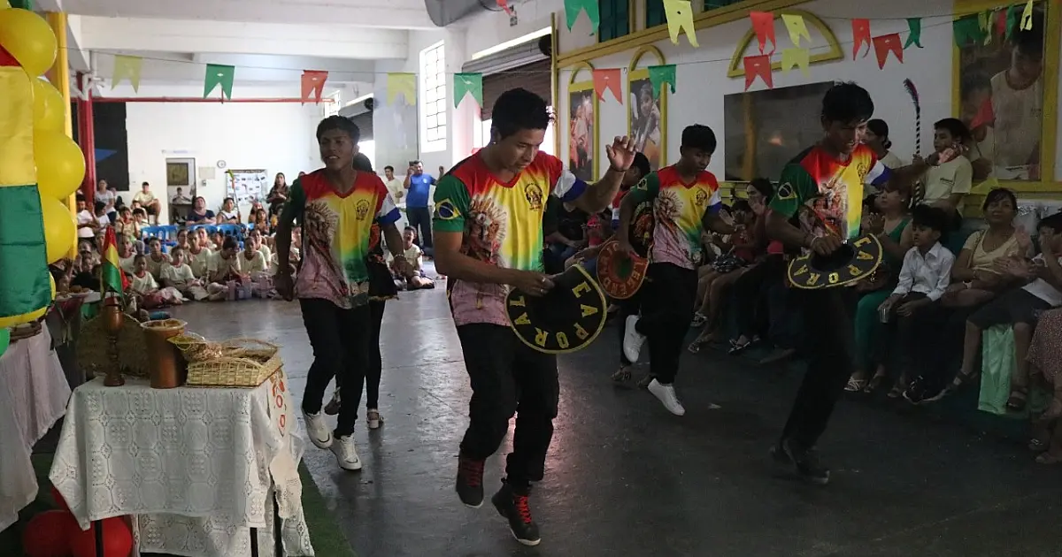 Feira Integração Brasil x Bolívia celebra cultura e aproxima escolas de Corumbá