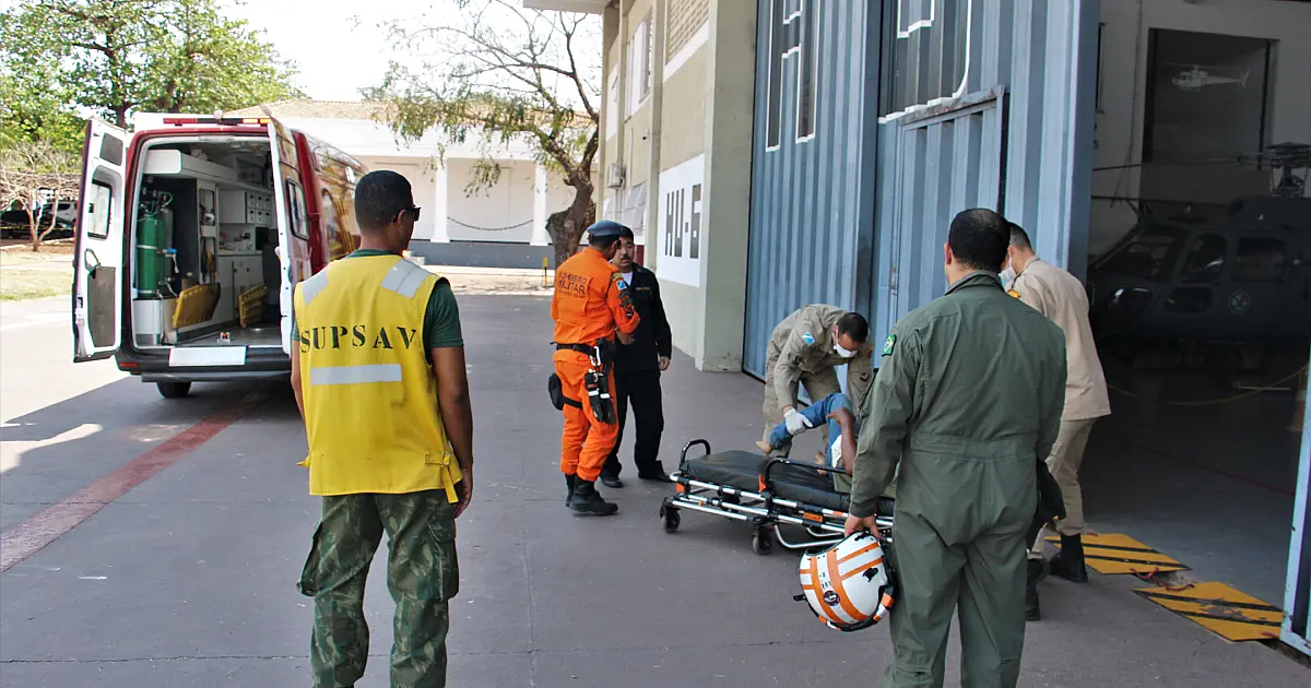 Marinha resgata idoso picado por cobra em área rural de Ladário