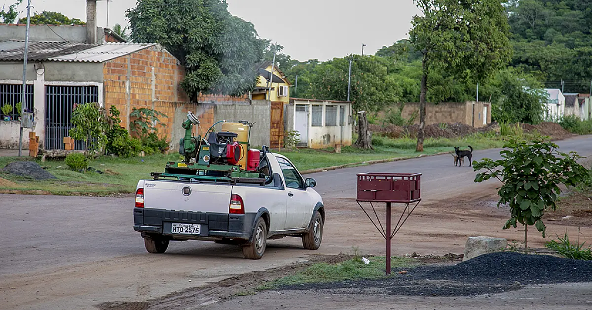 Fumacê reforça combate ao Aedes aegypti antes do Carnaval