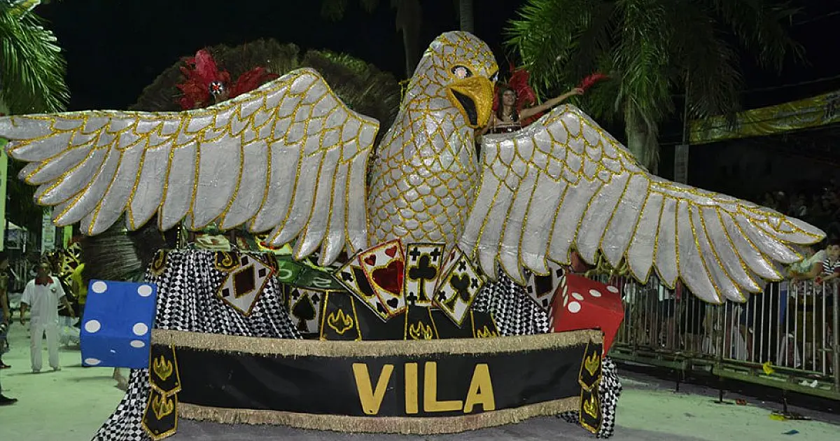 Vila Mamona é a grande campeã do carnaval de Corumbá