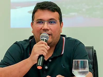 Prefeito Gabriel Alves defende legalidade e transparência em credenciamento