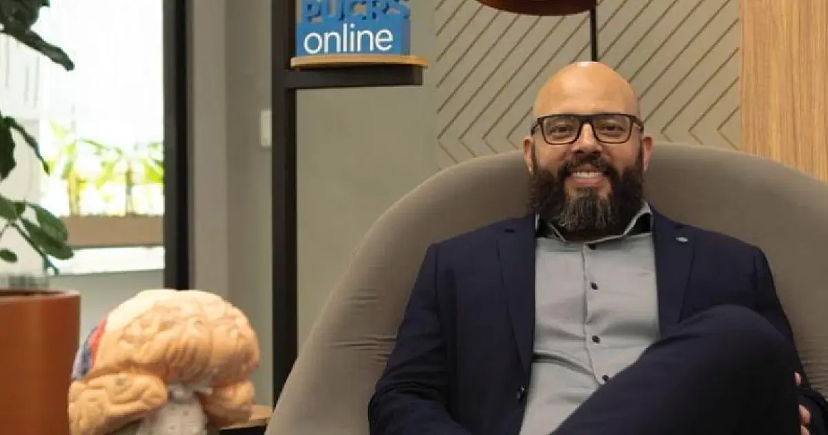 Neurocientista brasileiro oficializa as Neurociências como disciplina reconhecida na Bolívia