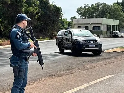 Operação Força Total mobiliza PMs e registra prisões e apreensões