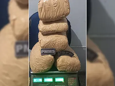 Passageiro foge pela mata para escapar do flagrante de tráfico de maconha