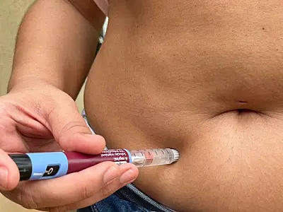 SES alerta sobre canetas emagrecedoras e riscos de uso irregular