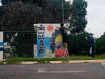 Cinema a céu aberto leva filmes às praças do Pantanal e da fronteira