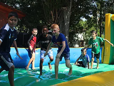 Colônia de Férias da Cidade Dom Bosco garante lazer e valores a educandos