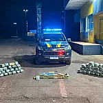 Boliviano é preso com mais de 70 kg de drogas em ônibus na BR-262