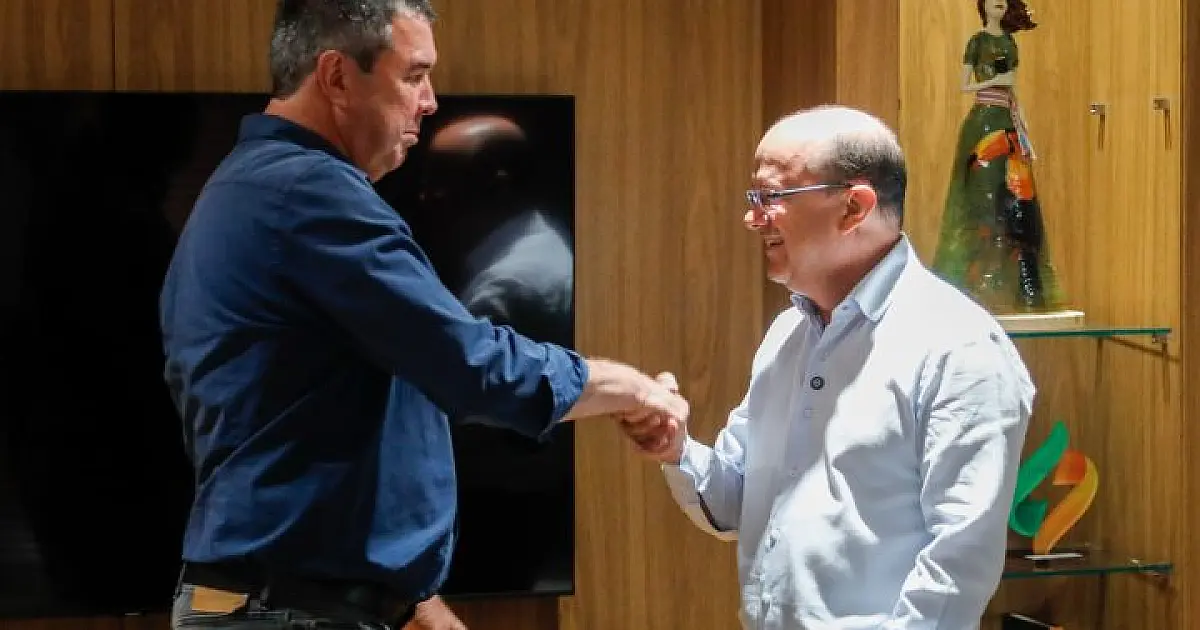 Barbosinha assume interinamente o Governo de MS