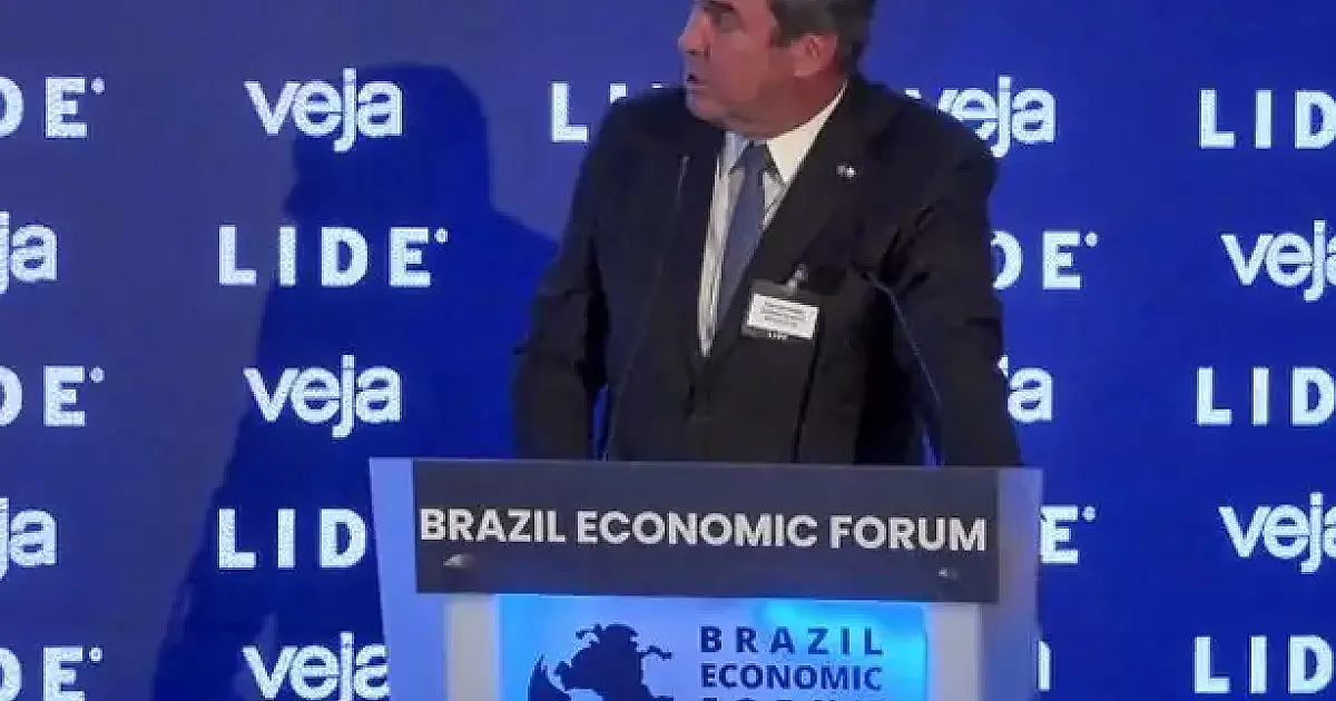 Opção de Trump por combustíveis fósseis não deve nos intimidar, diz Riedel