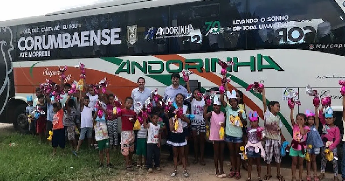 Andorinha fez festa da Páscoa para mais de 200 crianças de Corumbá.