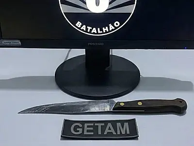 Homem com tornozeleira desligada é preso com faca no Porto Geral