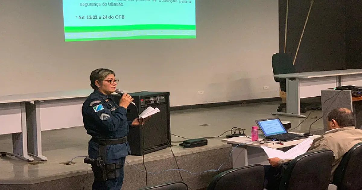 Detran-MS realiza curso de atualização de agentes de Trânsito