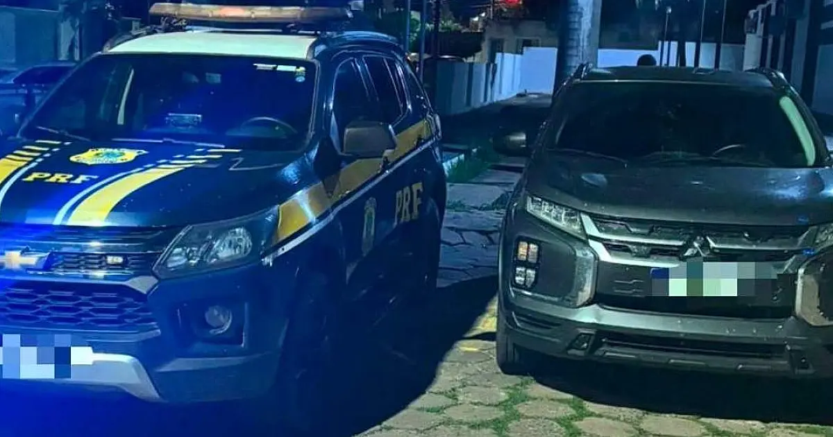 Carro furtado em SP é interceptado na BR-262 e duas mulheres acabam presas