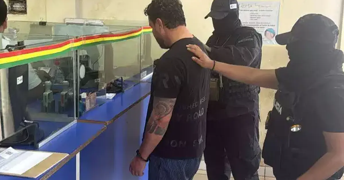 Líder da maior facção do RS é preso na Bolívia e entregue à PF em Corumbá