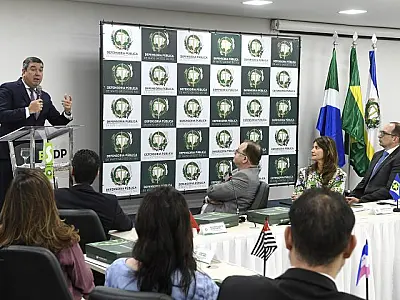 Inclusão e combate à pobreza pautam reunião entre Governo e Defensoria Pública