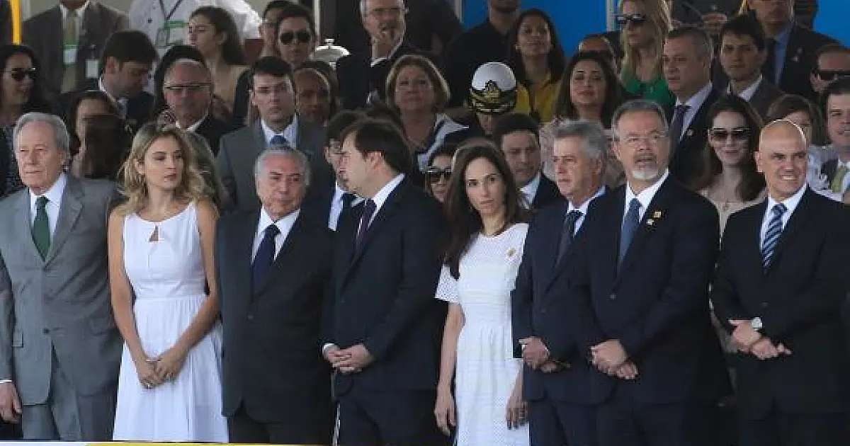 Público lota arquibancadas no desfile de 7 de setembro em Brasília