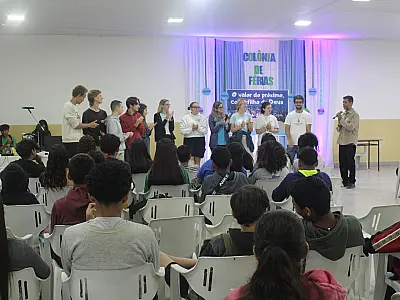 Grupo de missionários italianos realiza ação voluntária em Corumbá