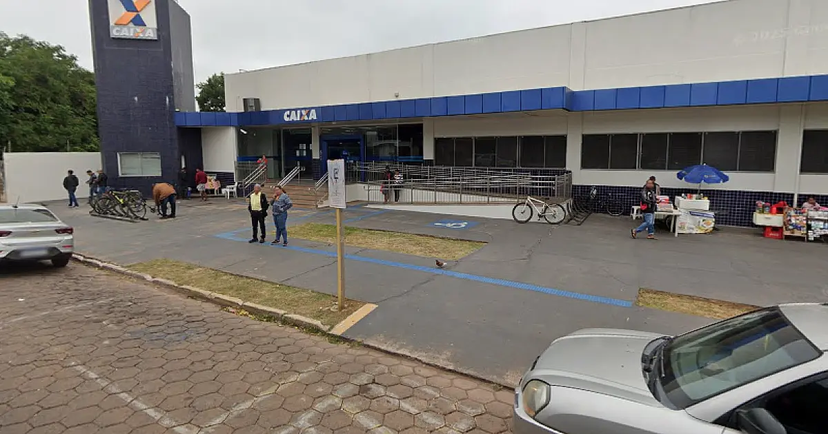 Lei obriga a instalação de banheiros em agências bancárias de Corumbá