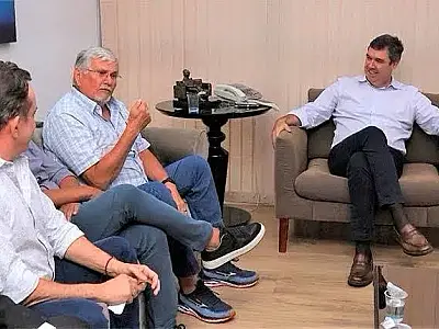 PT e Riedel oficializam saída do partido da base, mas sem exoneração em massa