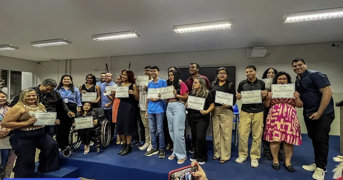 Senai reafirma parceria em cerimônia de formatura do Qualifica Ladário