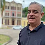 Luciano Costa se filia ao PSB e anuncia pré-candidatura a deputado federal