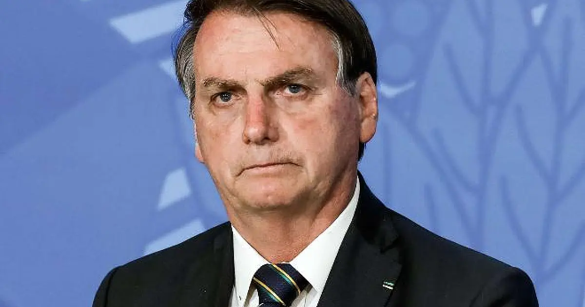 Bolsonaro é levado a hospital após sentir desconforto, um dia antes de viagem a MS