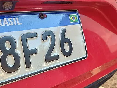 Começa prazo para licenciar veículos com placa final 6 em MS