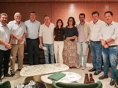 Estado exonera chefias do PT um mês após o racha