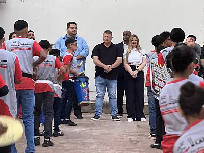 Ladário inicia celebrações dos 247 anos com alvorada festiva