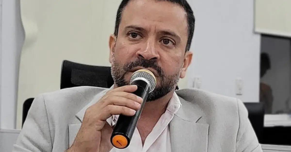 Decoração natalina no quadrilátero central é solicitada pelo vereador Elinho