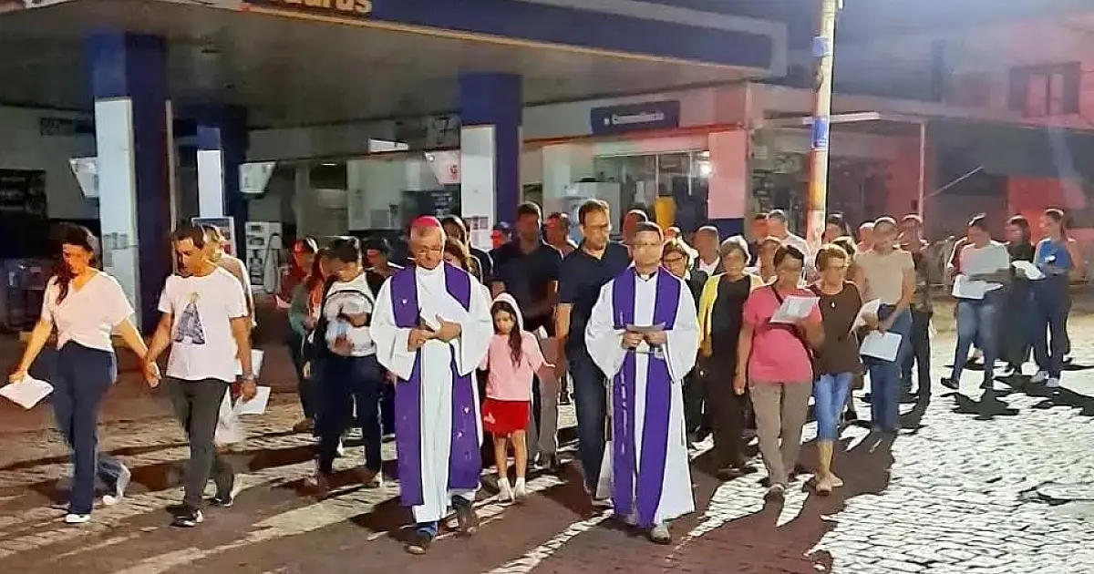 Caminhadas Penitenciais renovam a fé dos católicos na Semana Santa
