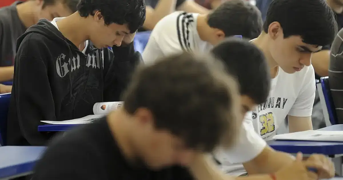 Inep divulga lista de espera para vagas remanescentes do Fies 2025